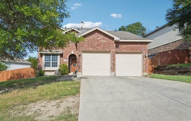 4-bedroom home for sale at 13358 Tusayan in Universal City TX