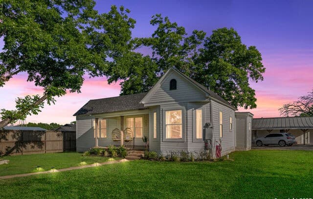 3-bedroom home for sale at 703 E Highway St. in Fredericksburg TX