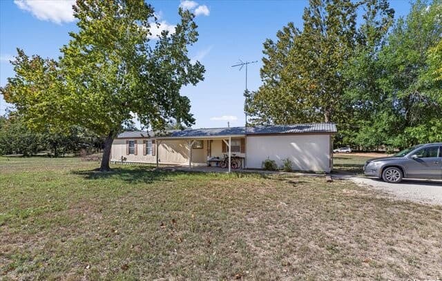 2-bedroom home for sale at 1411 B Democrat Street in Blanco TX