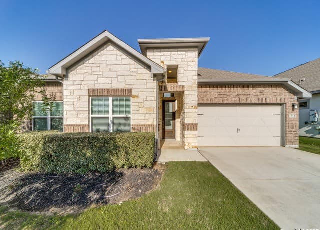 3-bedroom home for sale at 108 Simpatico in Boerne TX