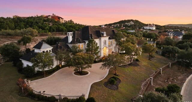 7-bedroom home for sale at 2 Admirals Way in San Antonio TX