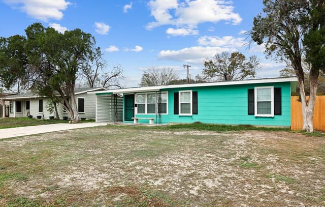 3-bedroom rental at 115 Harcourt in San Antonio TX