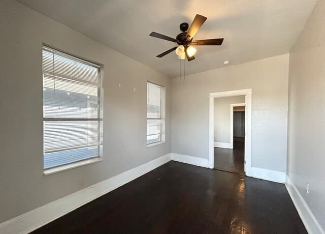 1-bedroom rental at 1716 N Olive St Unit 3 in San Antonio TX