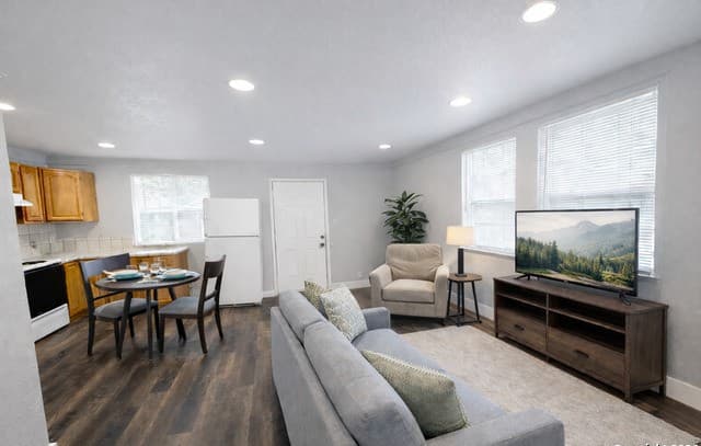 2-bedroom rental at 116 Dolores Unit 1 in San Antonio TX