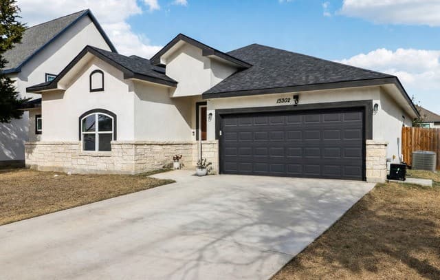 4-bedroom home for sale at 15302 Capri in Selma TX