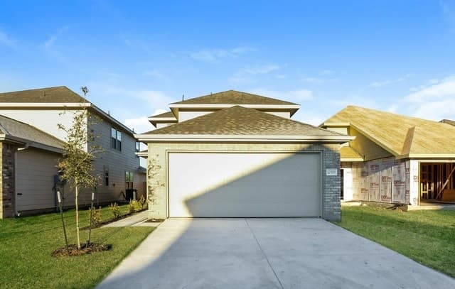 3-bedroom rental at 10319 Clearwater Way in San Antonio TX