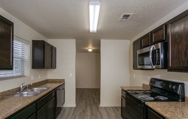 3-bedroom rental at 2030 Catfish Pond in San Antonio TX