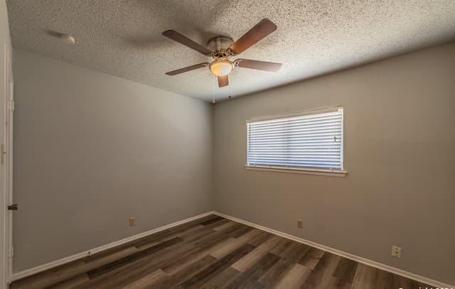 3-bedroom rental at 5011 Thomas Paine in Kirby TX