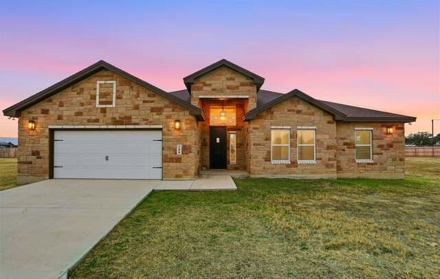 3-bedroom home for sale at 100 W Short Meadow in Lytle TX