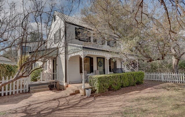3-bedroom home for sale at 507 W Travis in Fredericksburg TX