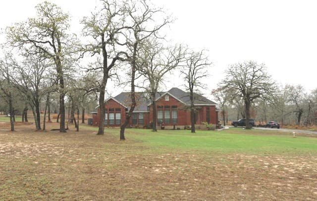 3-bedroom home for sale at 124 Rosewood Dr in La Vernia TX