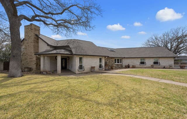 3-bedroom home for sale at 403 Candlelight in Fredericksburg TX