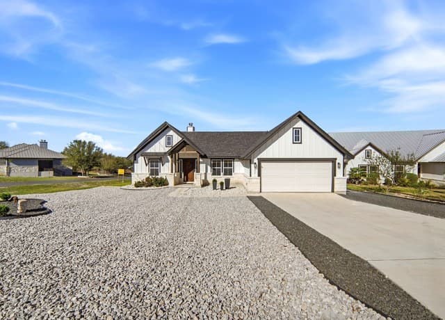 4-bedroom home for sale at 101 N Jerry Gray in Blanco TX