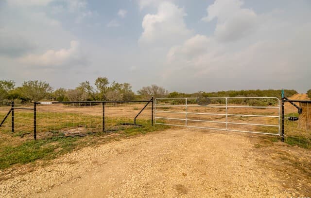 5-bedroom home for sale at 290 Lilly Bear Ln. in Moore TX