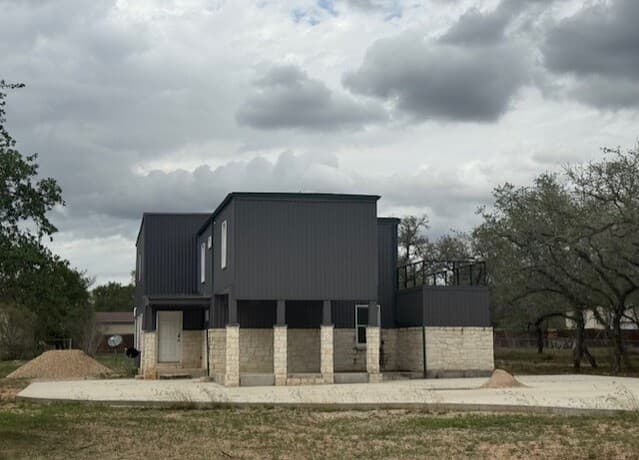 5-bedroom home for sale at 174 Red Fox in Poteet TX