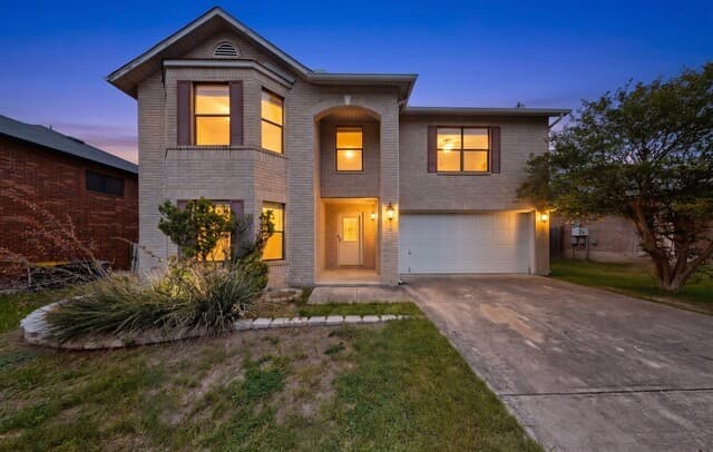 4-bedroom home for sale at 1652 Willow Top Dr in Schertz TX