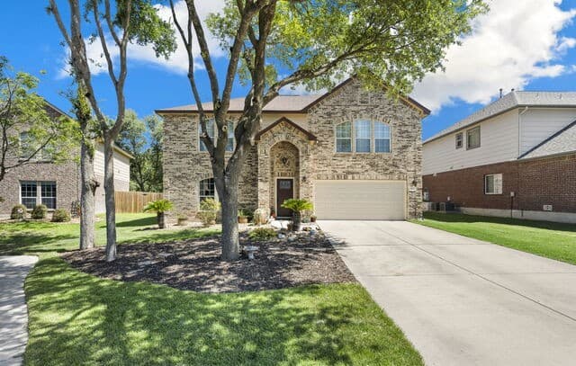 4-bedroom home for sale at 8707 Santa Fe Cove in Helotes TX
