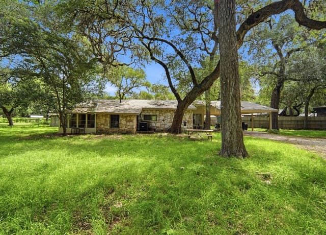 3-bedroom home for sale at 19214 Grey Forest in Helotes TX