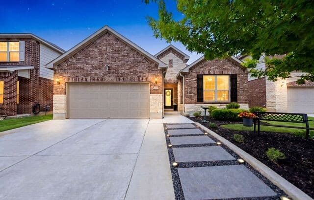 4-bedroom home for sale at 10707 Desert Rock in Helotes TX