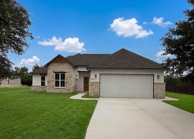 4-bedroom home for sale at 165 E Short Meadow Dr in Lytle TX